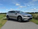 Volkswagen Passat Alltrack 2.0 TDI DSG 4Motion Sitzklima - mit Diesel-Antrieb: Beige, Kombi
