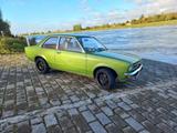 Opel Kadett CL 1,2 - Opel Kadett mit Benzin-Antrieb: Limousine, 1.2