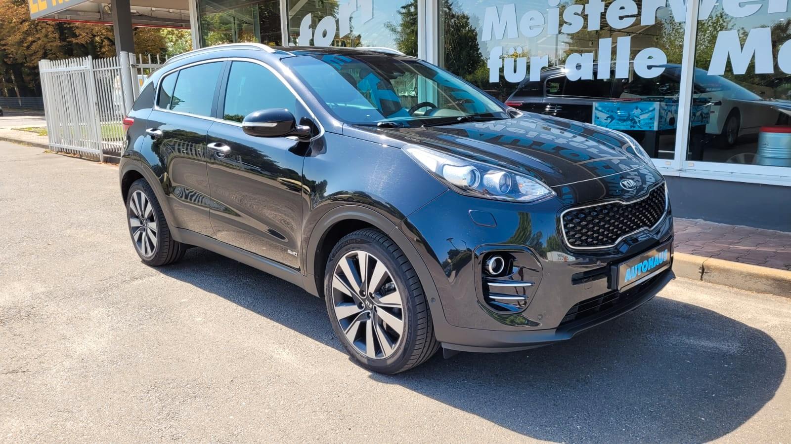 Kia Sportage 2,0 Crdi AWD Platinum * Pano*Kamera*