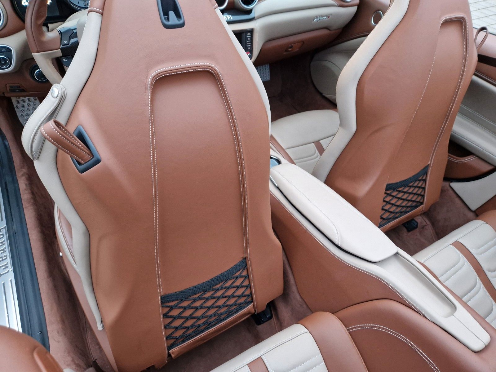 Fahrzeugabbildung Ferrari California T*Tailor Made*1of1*Sammler