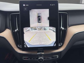 Volvo XC60 T6 Plug-In Hybrid AWD Facelift Plus Dark