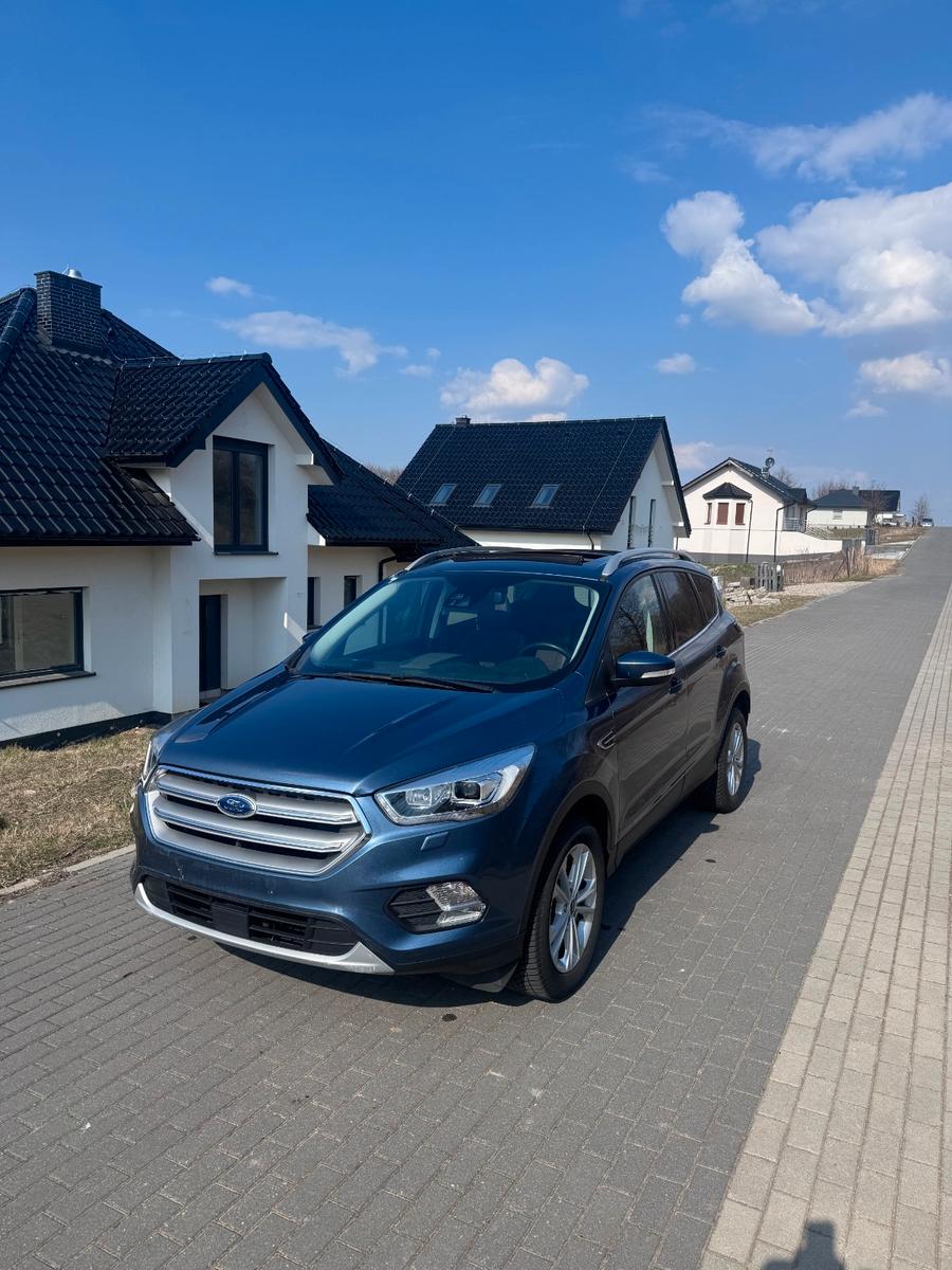 Ford Kuga Titanium PANORAMA NAVI AUTOMATIK