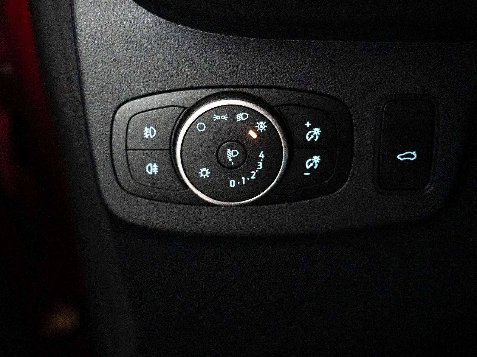 Fahrzeugabbildung Ford Puma Titanium X WINTER-P/MASSAGE/LED/KEYFREE