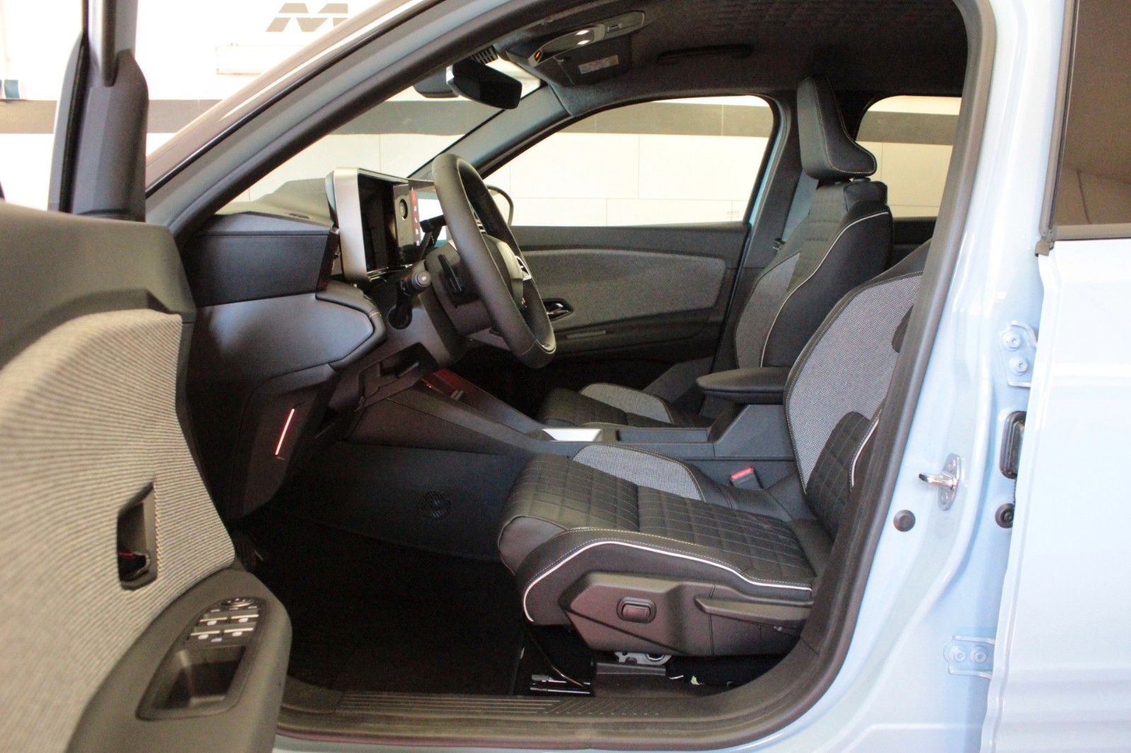 Fahrzeugabbildung Renault R 4 150 Comfort Range Iconic *Vollausstattung*