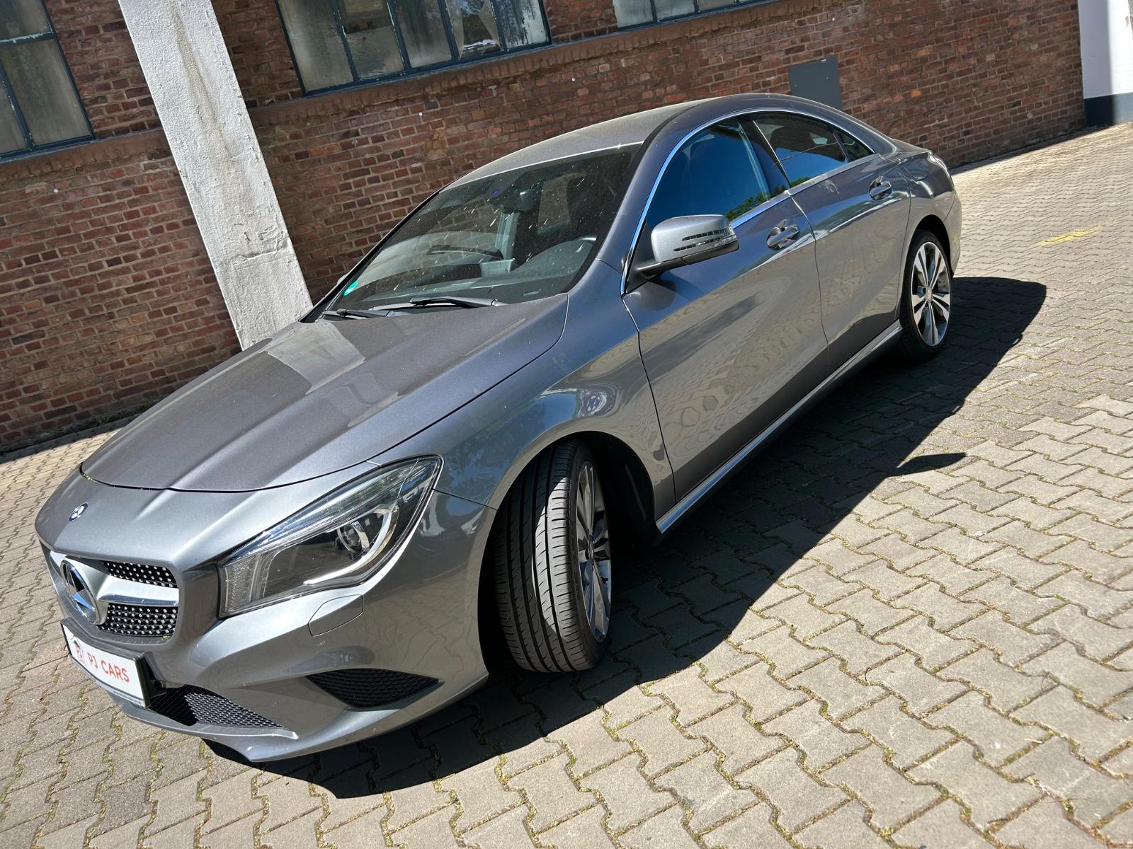 Mercedes-Benz CLA 180 **Navi**BI Xenon**Euro6**
