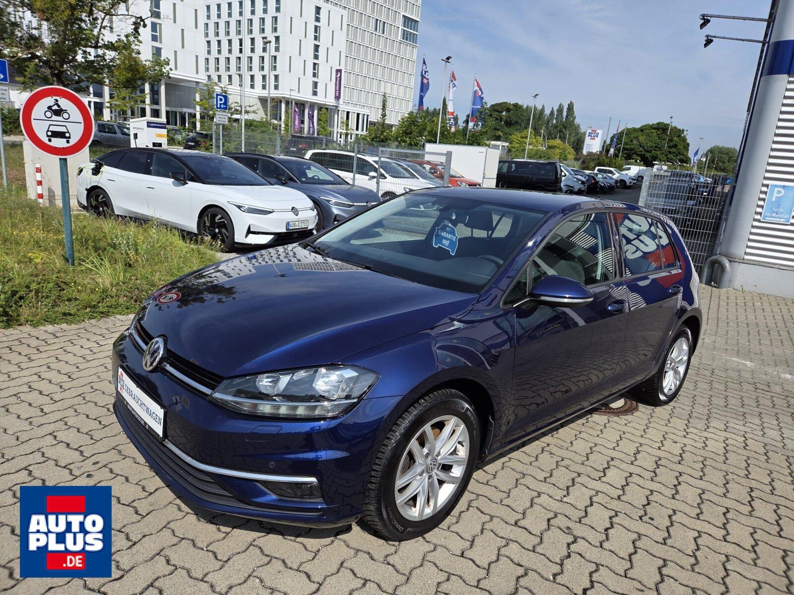 Volkswagen Golf 1.6 TDI DSG Comfortline ACC+NAVI+PDC+GeFH.