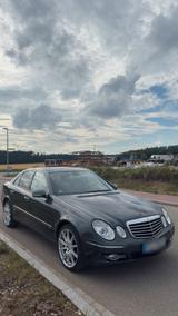 Mercedes-Benz W211 E320CDI 4Matic  Avantgarde - Mercedes-Benz E 320: Cdi 4matic