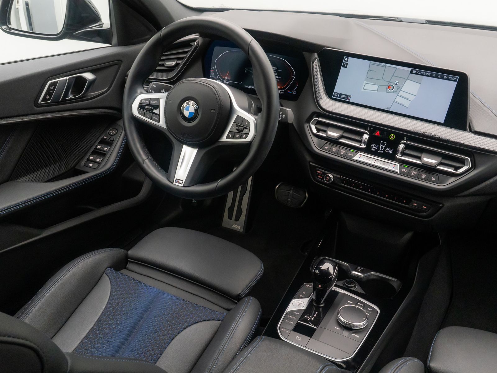 Fahrzeugabbildung BMW 120i M Sport DAB Kamera Geschwin CokpitPr 18Zoll