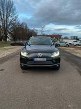 Volkswagen VW Touareg 7p R-Line 4Motion SCR - Volkswagen Touareg: 7