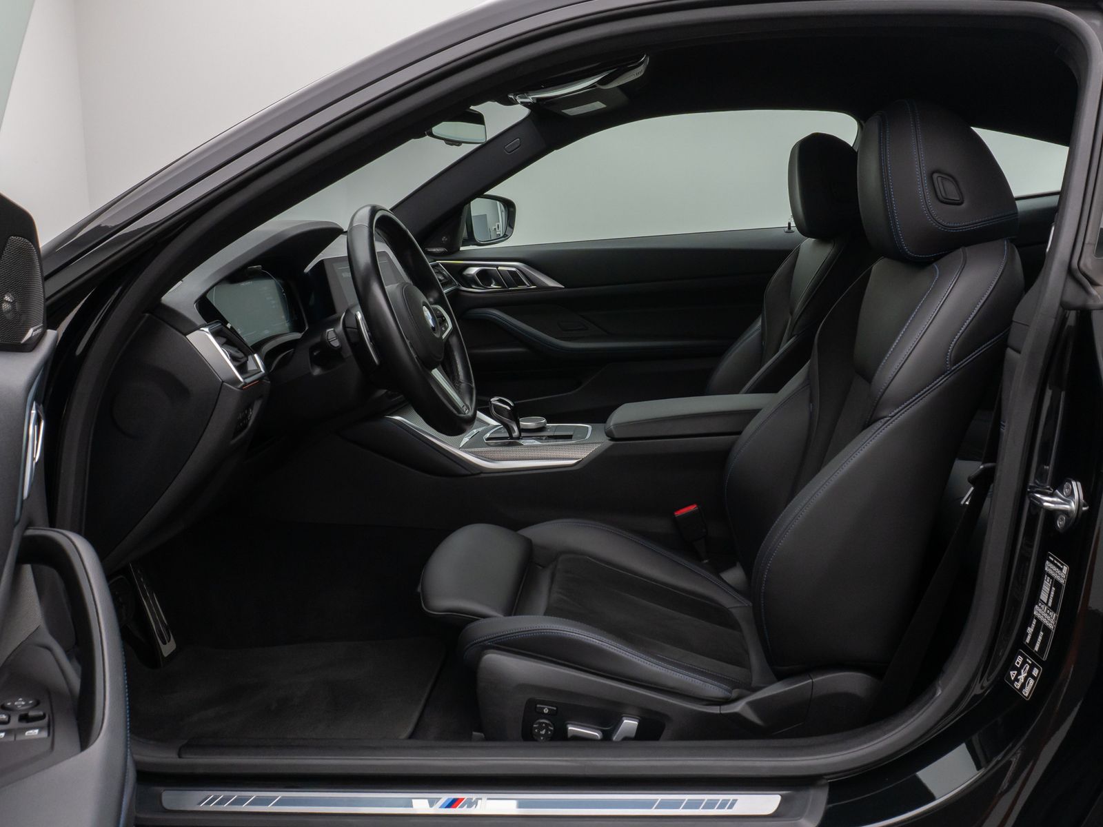 Fahrzeugabbildung BMW M440d xD Coupé Laser 360°HUD DAB H/K Komfort ACC
