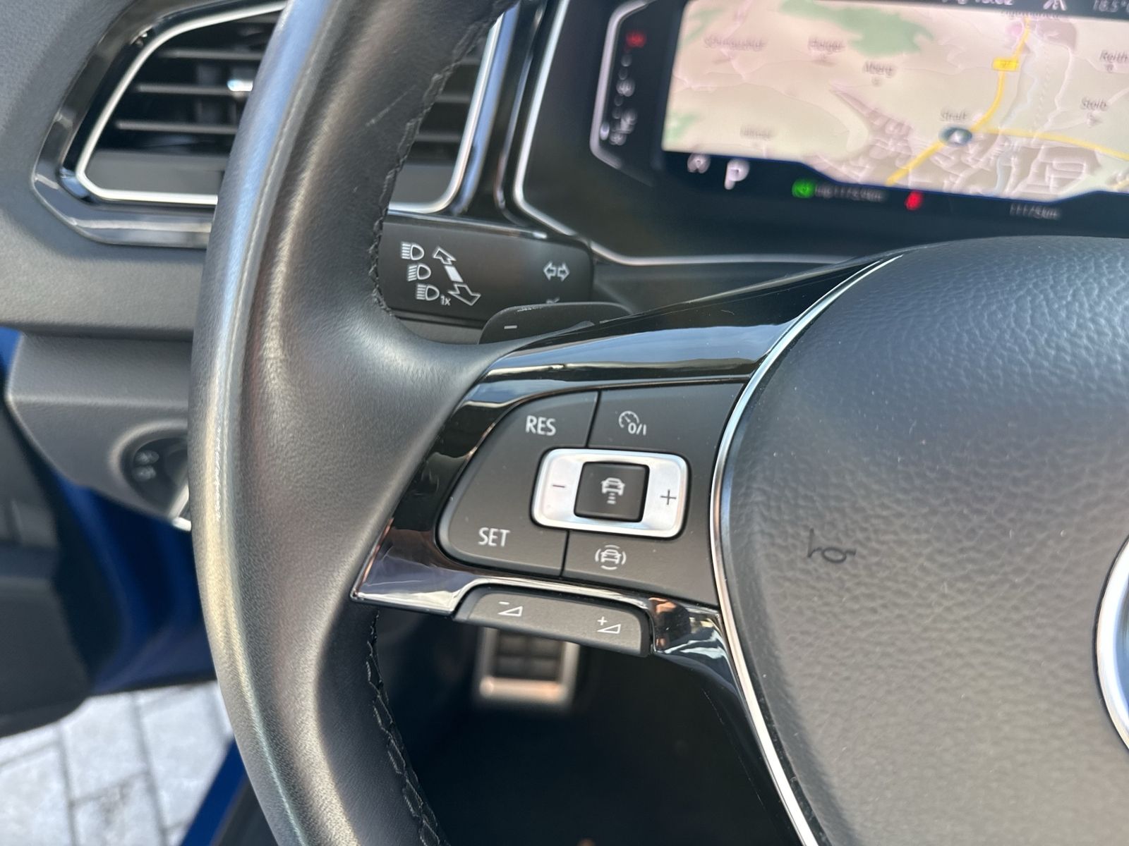 T-Roc Cabriolet 1.5 TSI R-Line, AHK, beats, DCC,