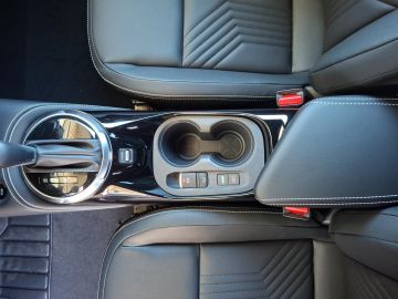 Nissan Juke Tekna 1.6 HYBRID °LED°Navi°RFK°SHZ°BF°