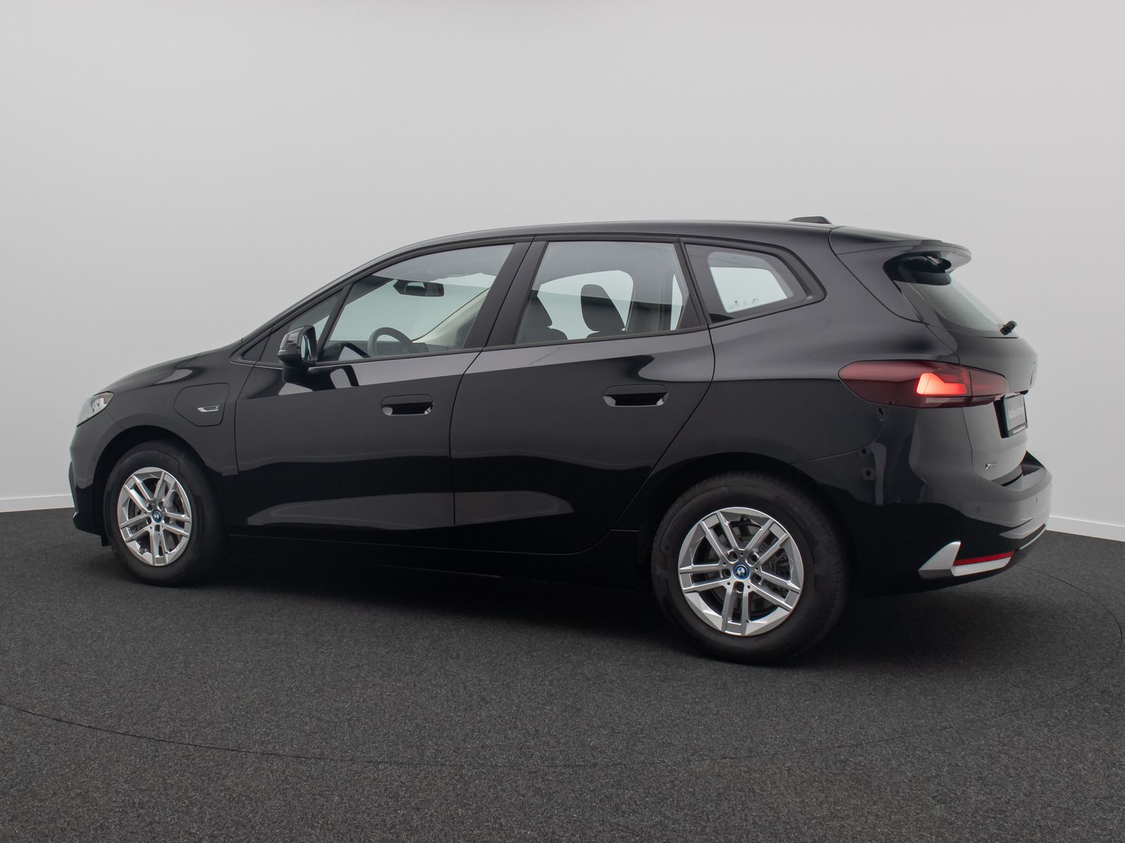 Fahrzeugabbildung BMW 225 Active Tourer DAB ParkAs DriveAss Kamera