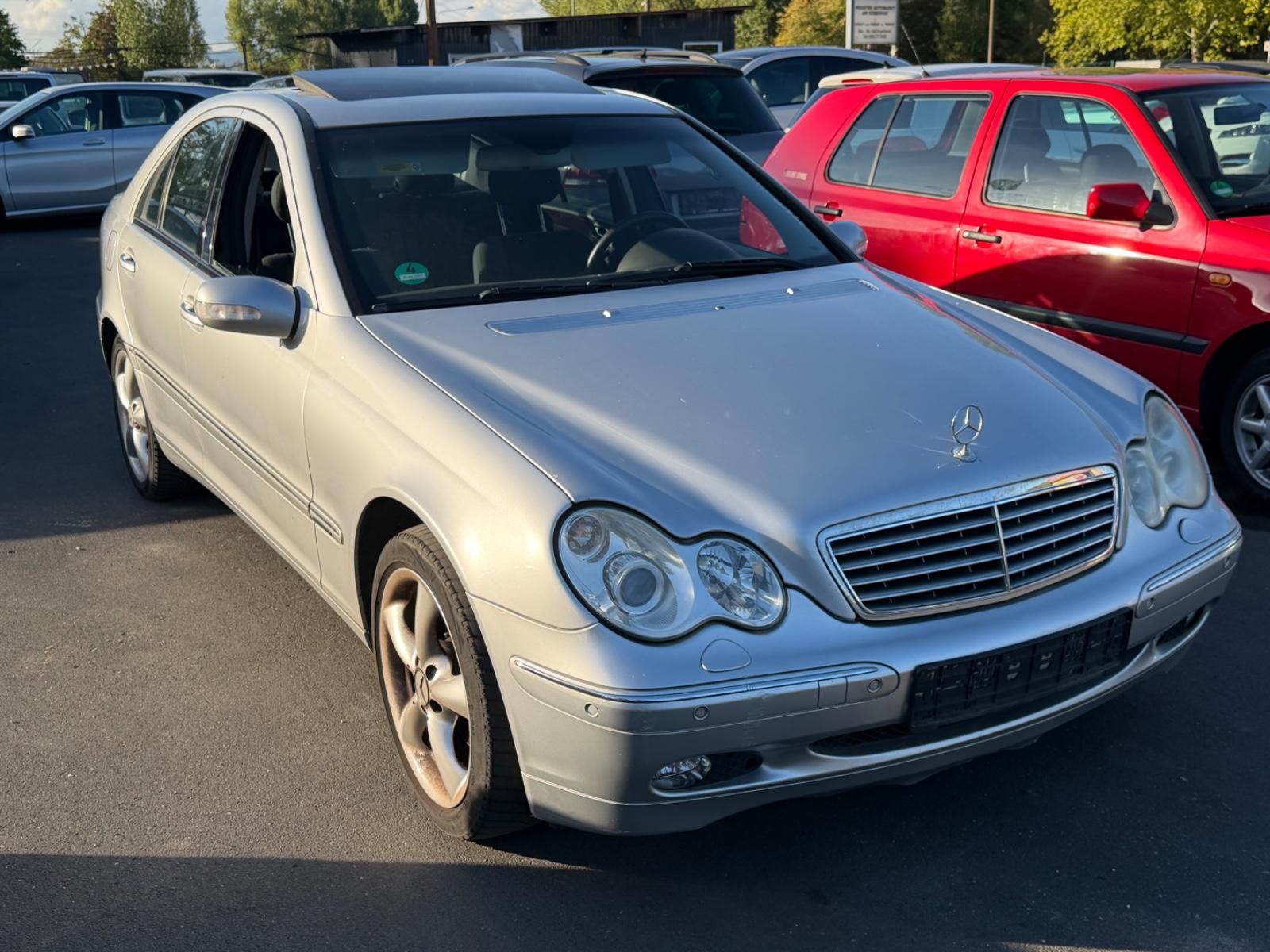 Mercedes-Benz C 320