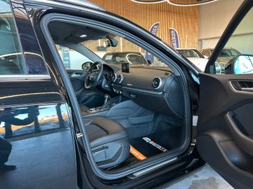 Audi A3 Sportback 30 TFSI design *2. Hand*Klima*Navi*