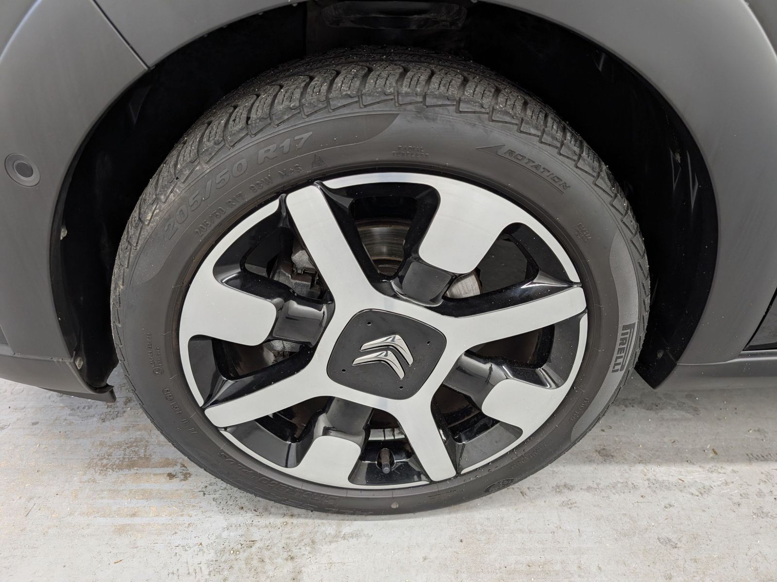 CITROEN C3  1.2 PureTech Shine Navi Pano NUR GEWERBE – Bild 7