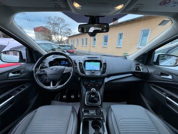 Ford Kuga - 11