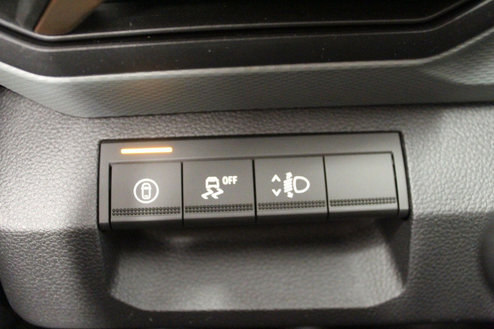 Fahrzeugabbildung Dacia Duster hybrid-G 150 4x4 Extreme MY26