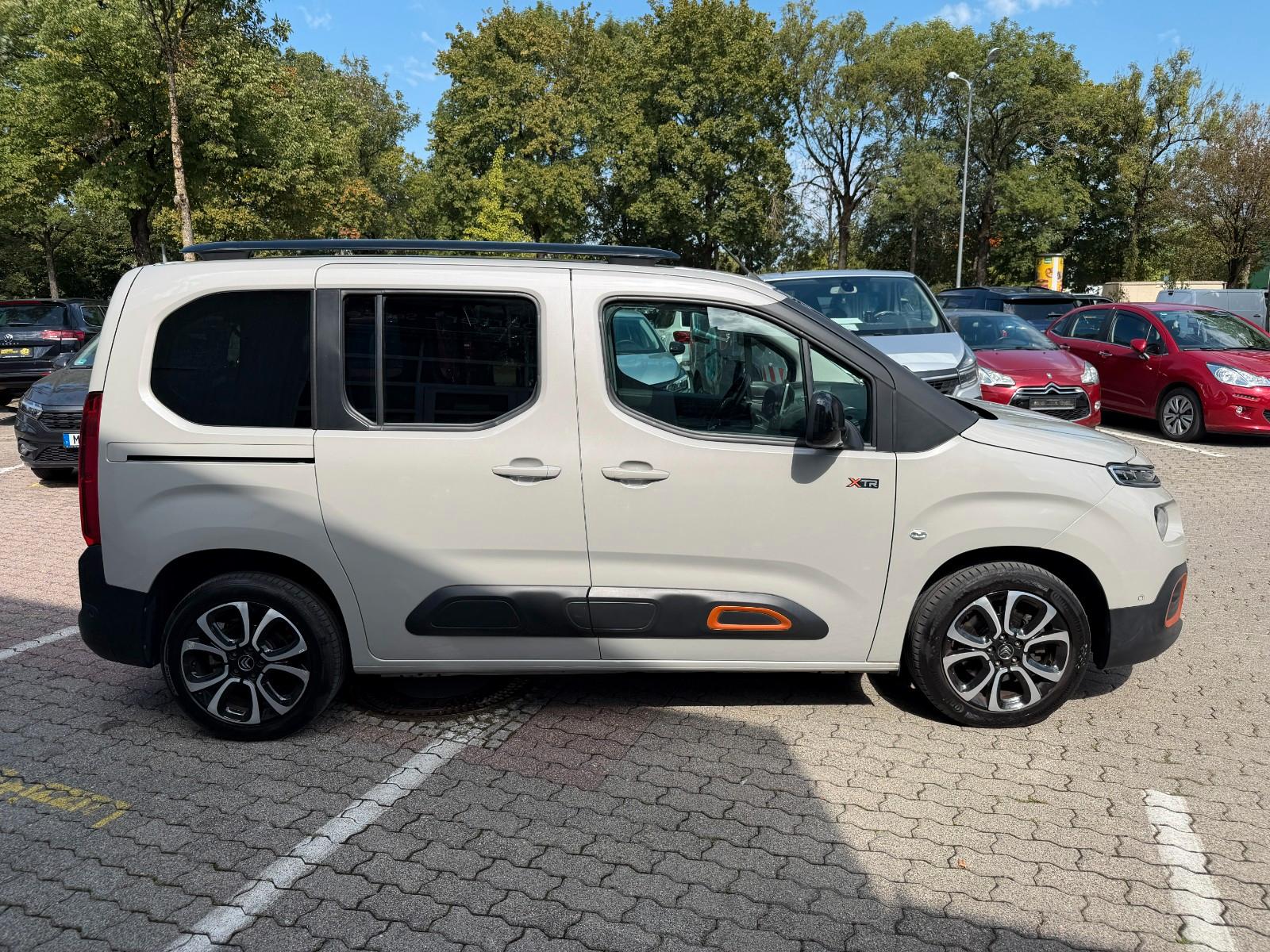 Citroën Berlingo Shine M*Navi*Head-Up*SHZ*Klimaaut*