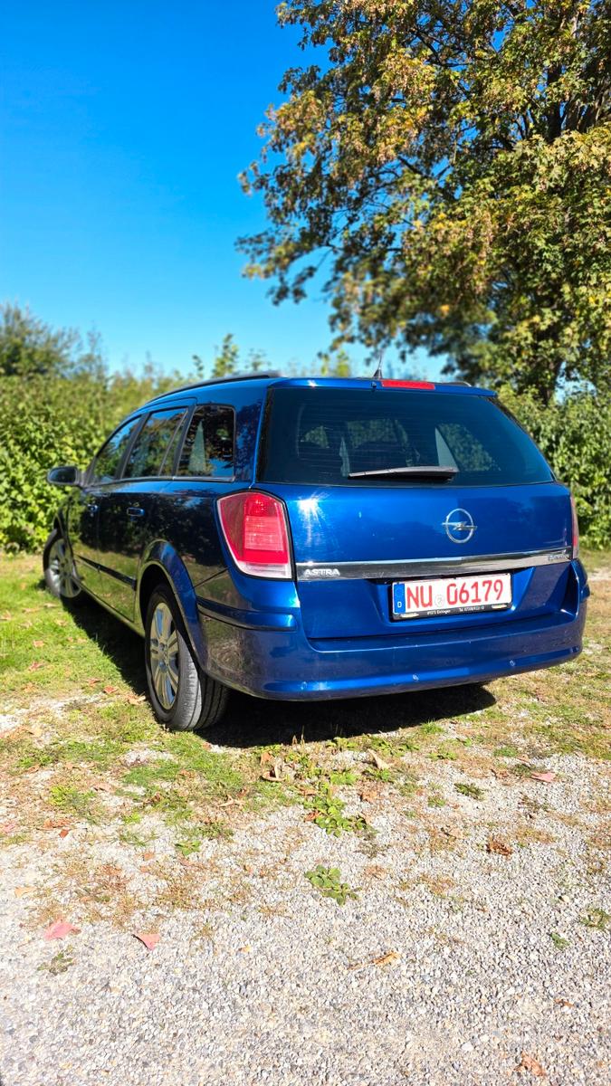 Opel Astra 2005 — photo 7