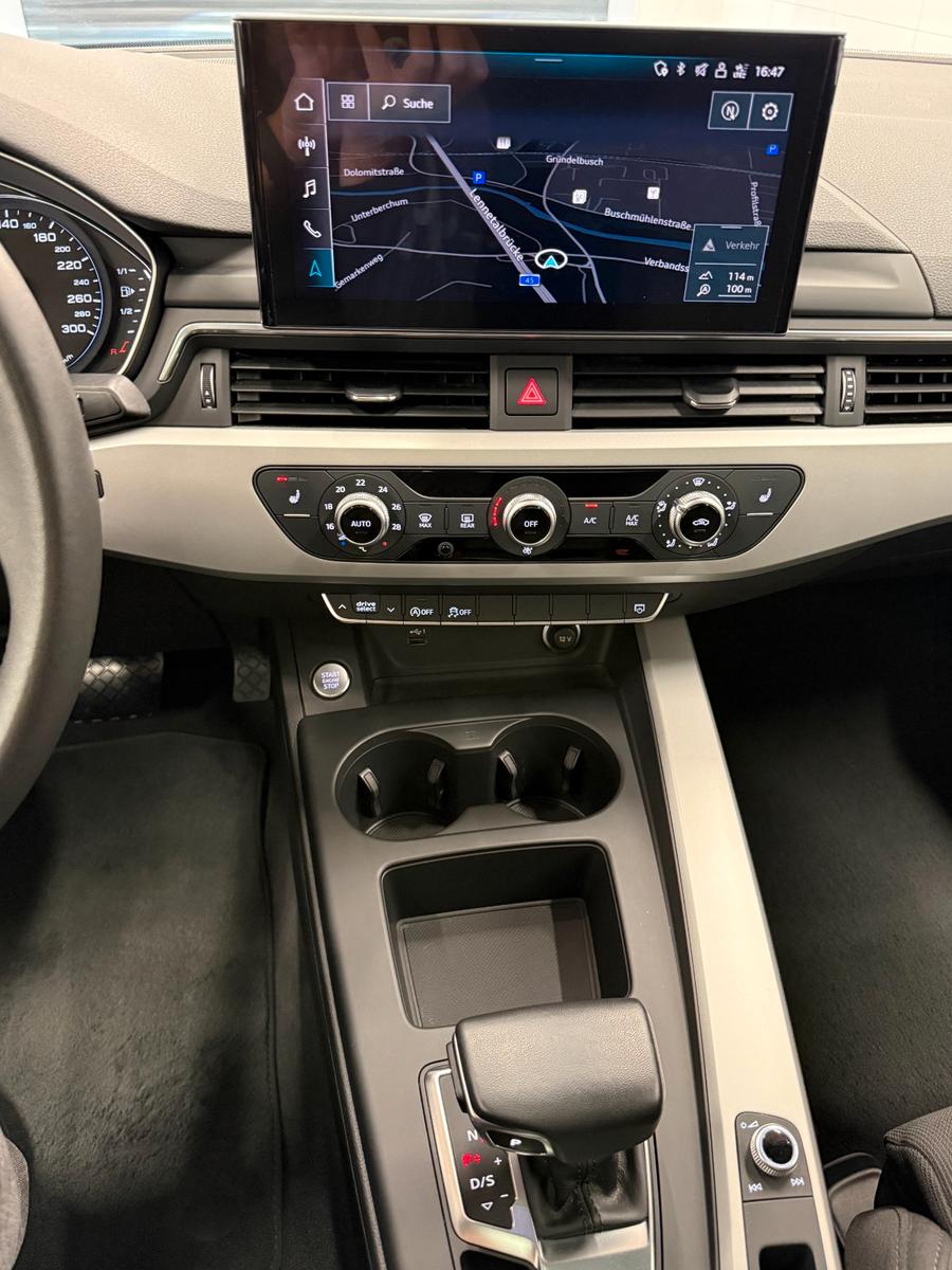 Audi A5 40 TFSI 2.0 S-tronic/MatrixLed/Pano/Apple Car