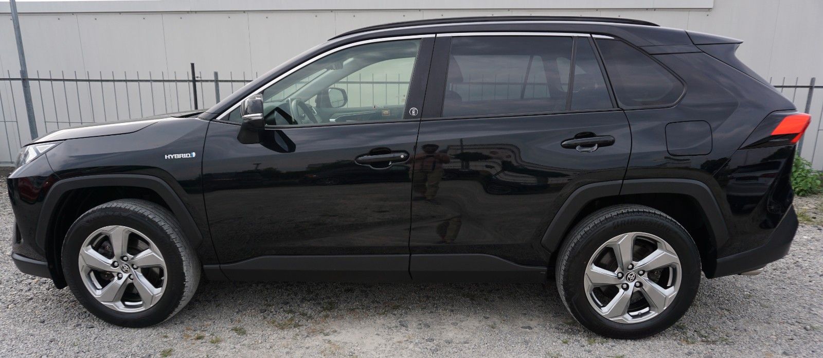 Fahrzeugabbildung Toyota RAV4 Hybrid 4x4 Team Deutschland LED,ACC,SH,AHK