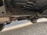Toyota Land Cruiser 105 in Perfect Condition - silberne Toyota Land Cruiser