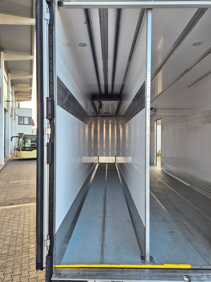 Fahrzeugabbildung Iveco AD190S40/FP Lamberet Mitsubishi LBW Tür AHK