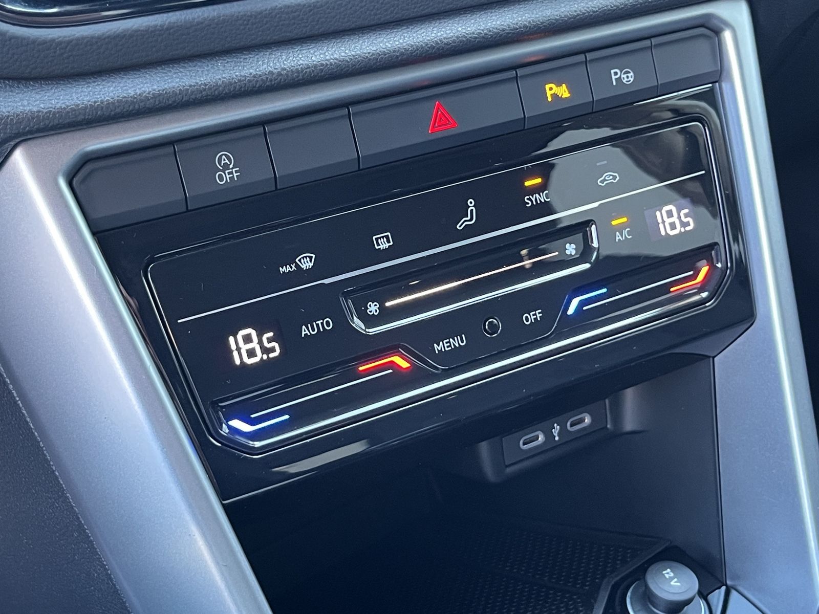 Fahrzeugabbildung Volkswagen T-Roc Life*PDC*ViCo*SmartLink