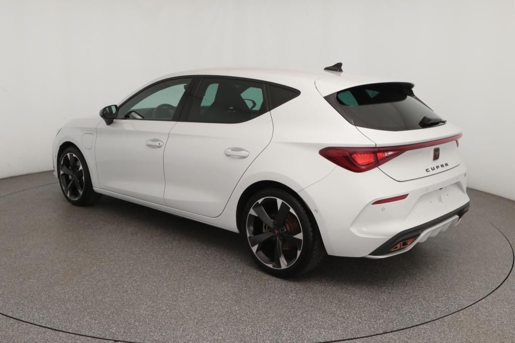 Cupra Leon 1.4 electric/TSI e-HYBRID 150kW 6-Gang Auto