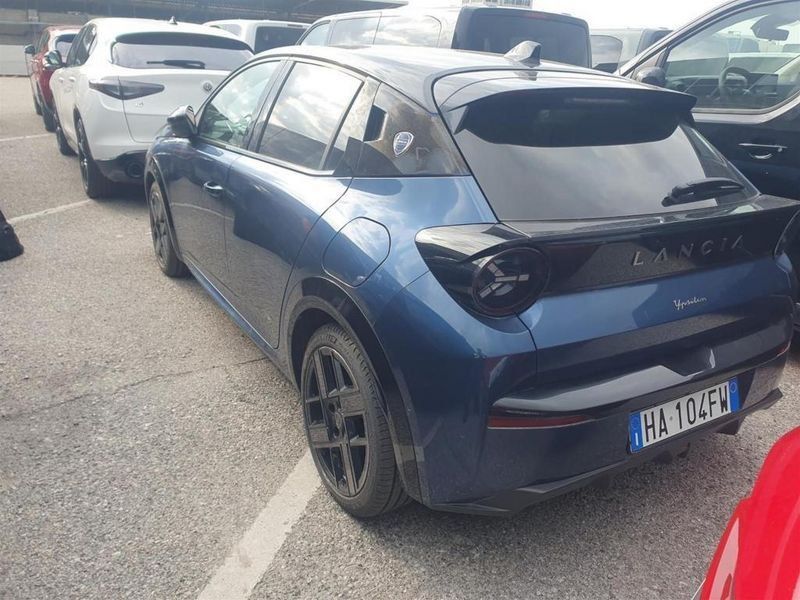 Lancia Ypsilon Elettrica Elettrico 156cv LX imagem 3