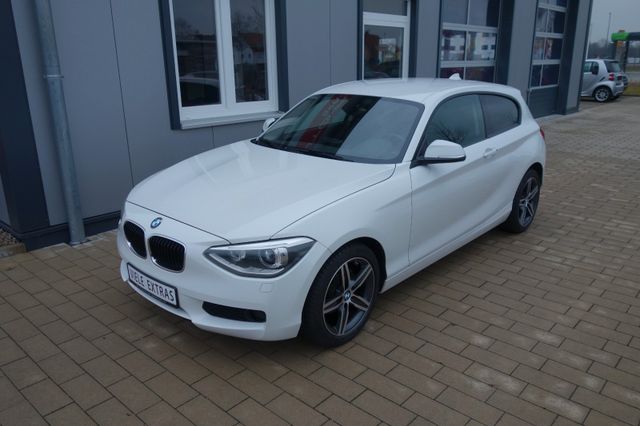 BMW 114d Navi/Shz/Pdc/Klima/Bi-Xenon/Servo/Isofix