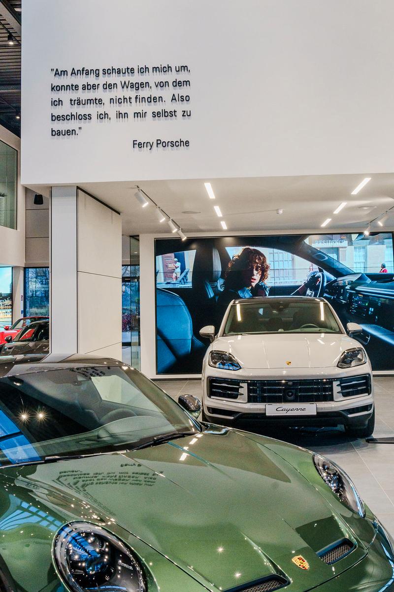 showroom-image-bottom
