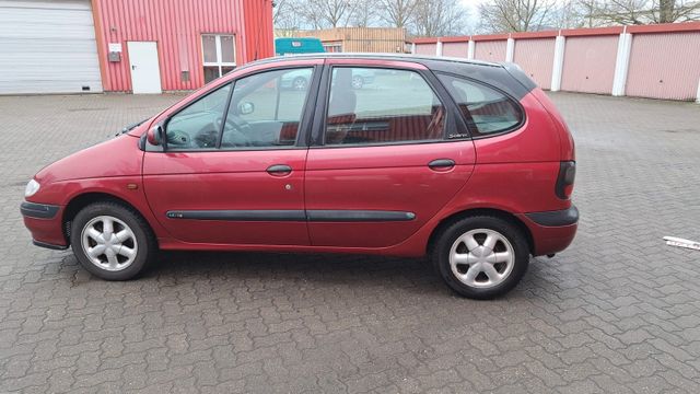 Renault Scenic 1.6 16V