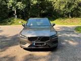 Volvo V60 T5 Ins+HUD+Pan+Pilot Assist - Volvo Gebrauchtwagen in Heidelberg