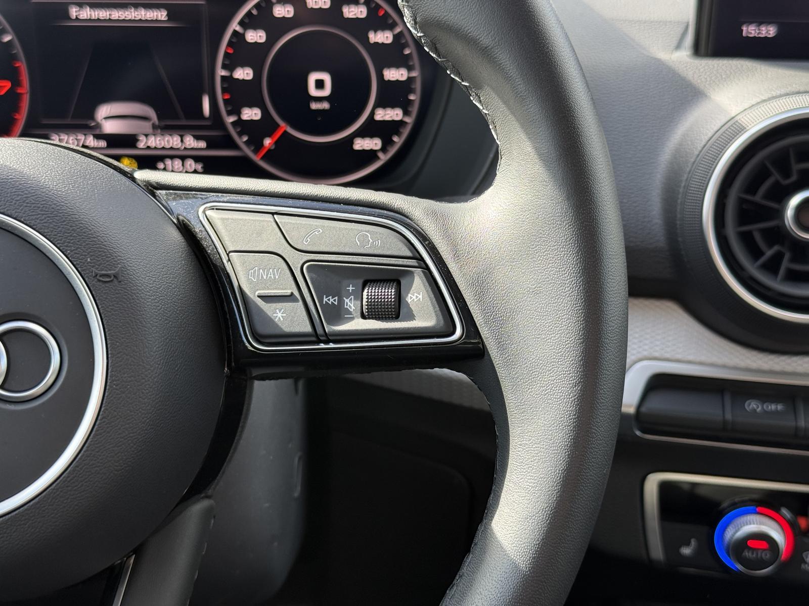 Audi Q2 35 TFSI Advanced,Virtual,Matrix,R-Kam,ACC