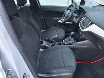 Opel Crossland (X) - 10