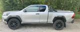 Toyota Hilux Extra Cab "Invincible" 2,8L-D-4D - Toyota Hilux: 2.8