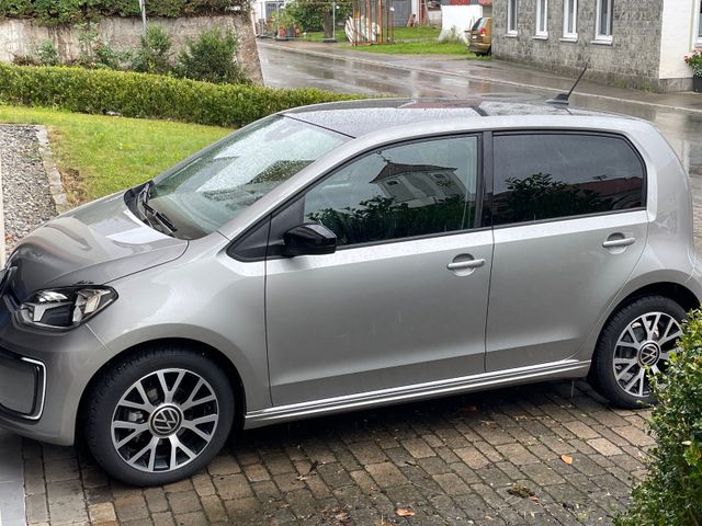 Volkswagen up! e-up! Style Plus e-up! Style Plus