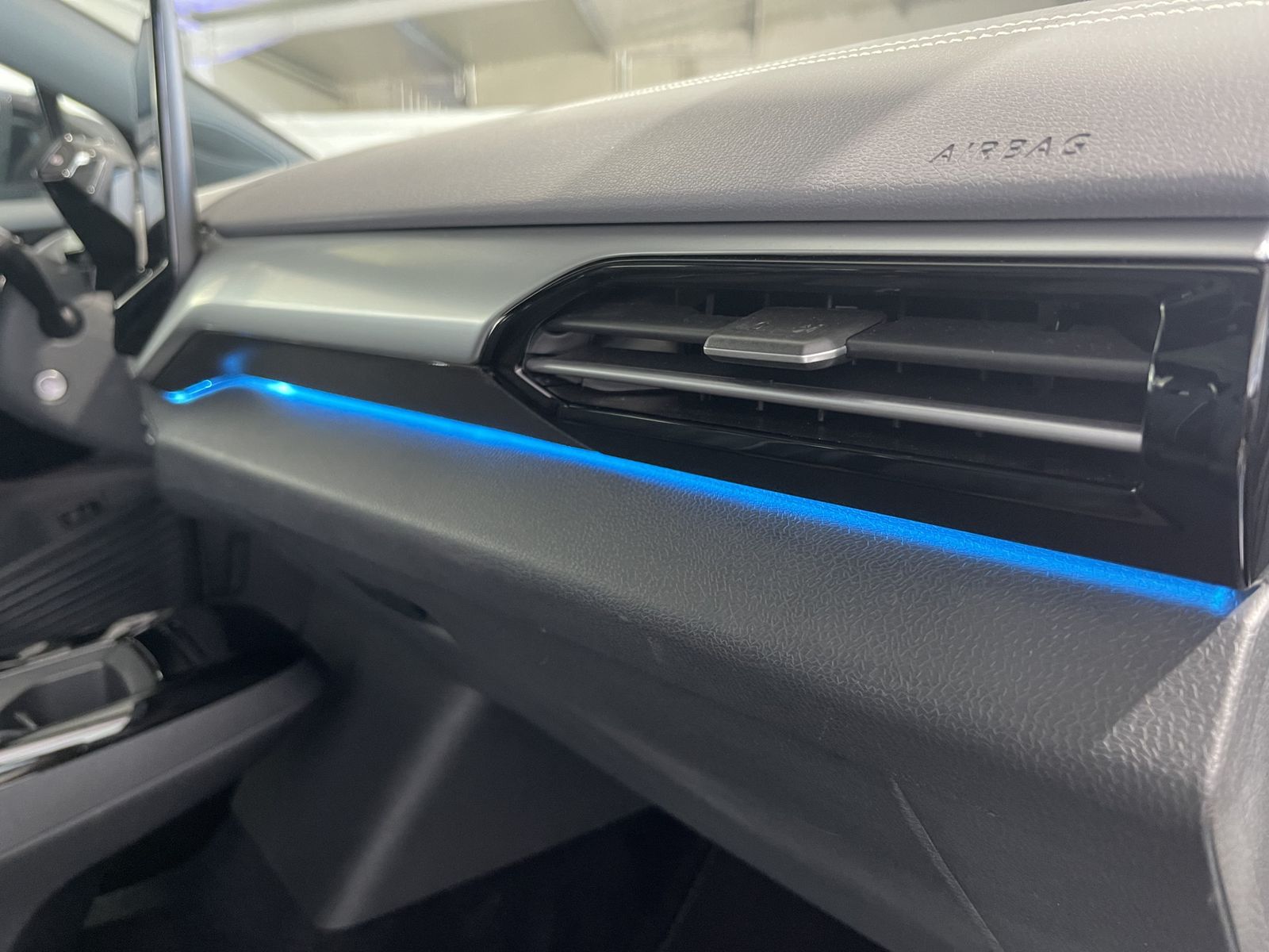 Fahrzeugabbildung Volkswagen ID.4 Pro Performance*LED-Matrix*Pano*Cam*HeadUp*