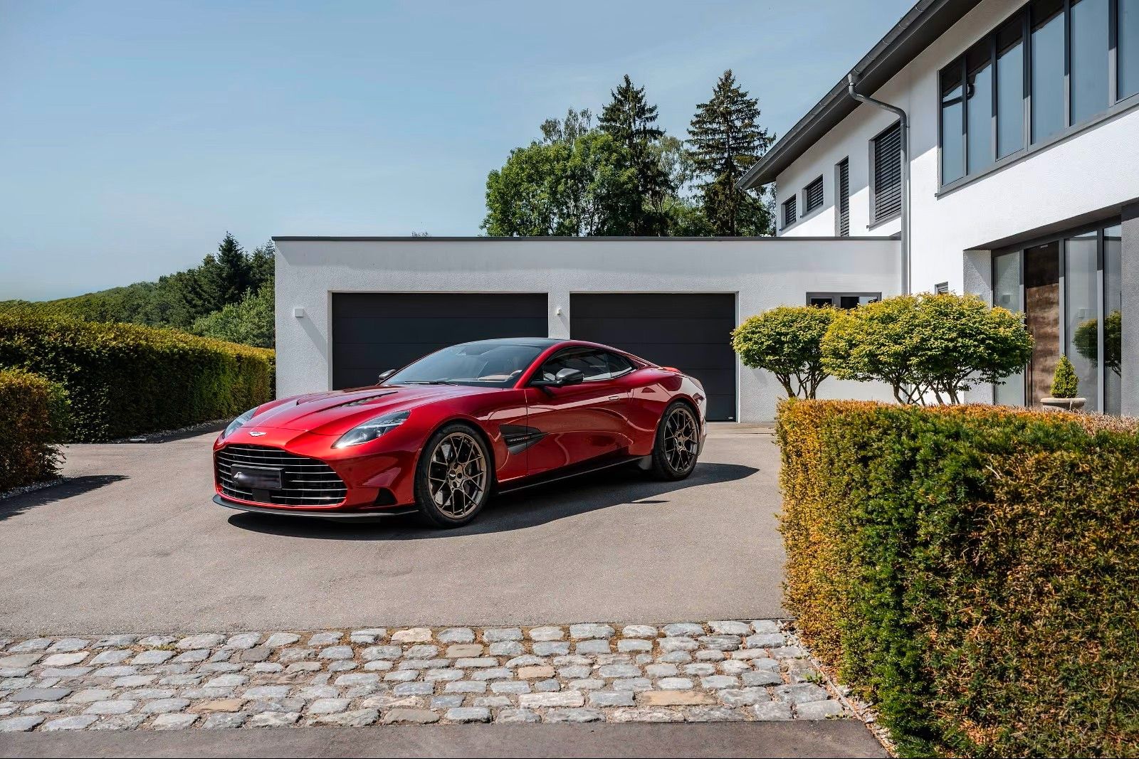 Aston Martin Vanquish SPEC Q BESPOKE imagem 2