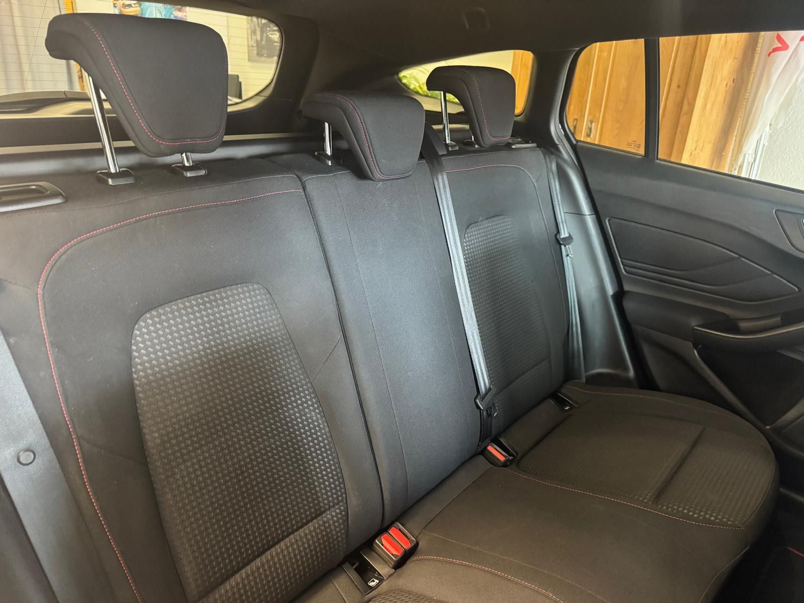 Fahrzeugabbildung Ford Focus 1,5 EcoBoost ST-Line /LED/NAVI/KLIMA
