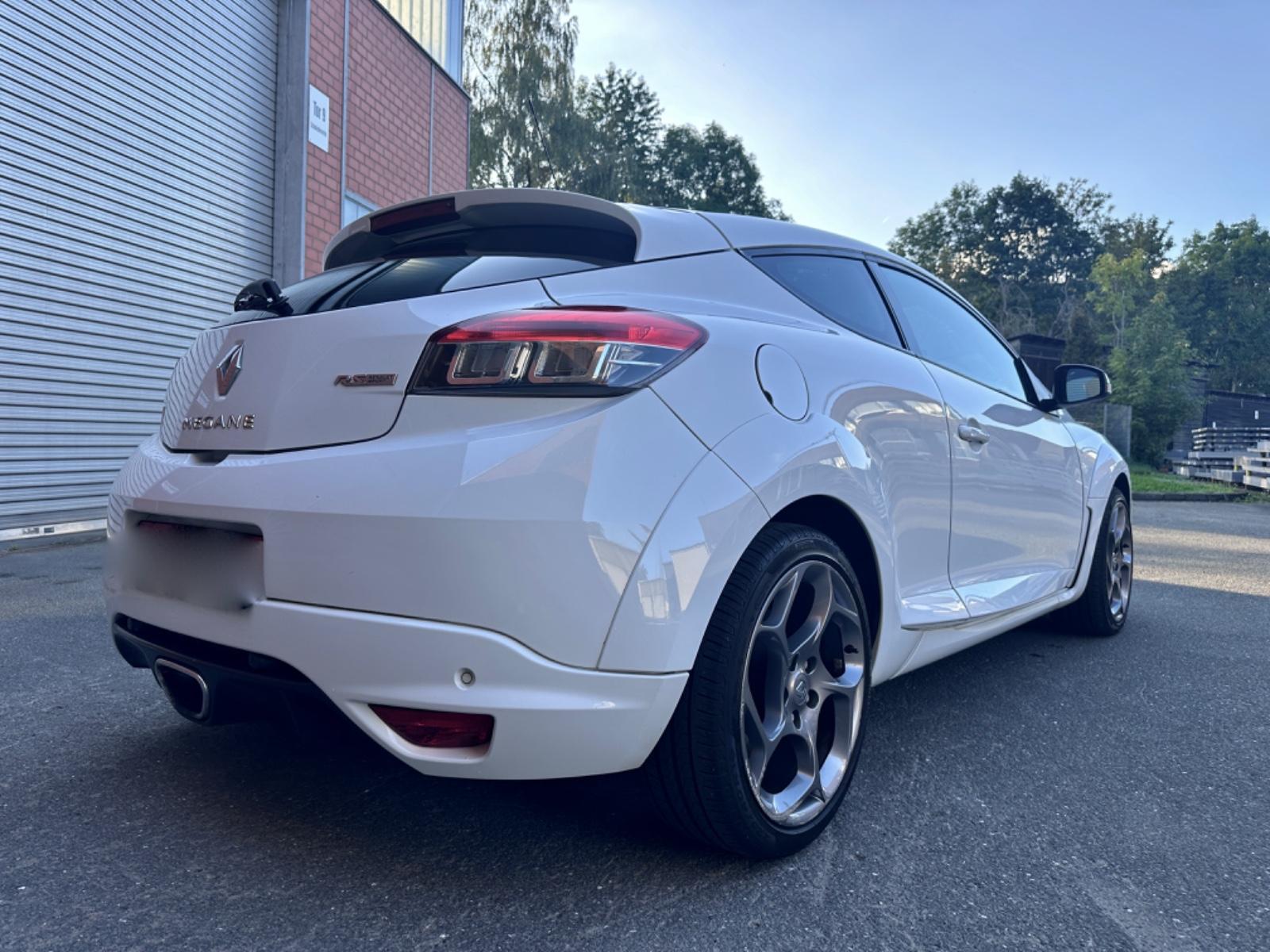 Renault Megane 3 Rs Trophy 265ch - CT récent - Carnet entretien - Courroie changée - 8 pneus - Freins neufs