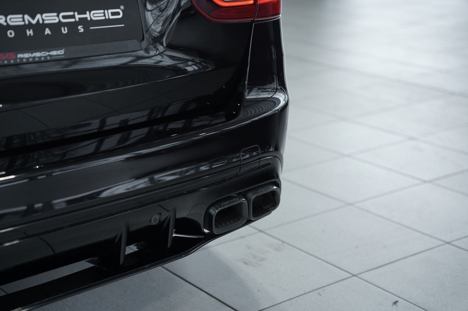 Mercedes Benz C 63 Amg