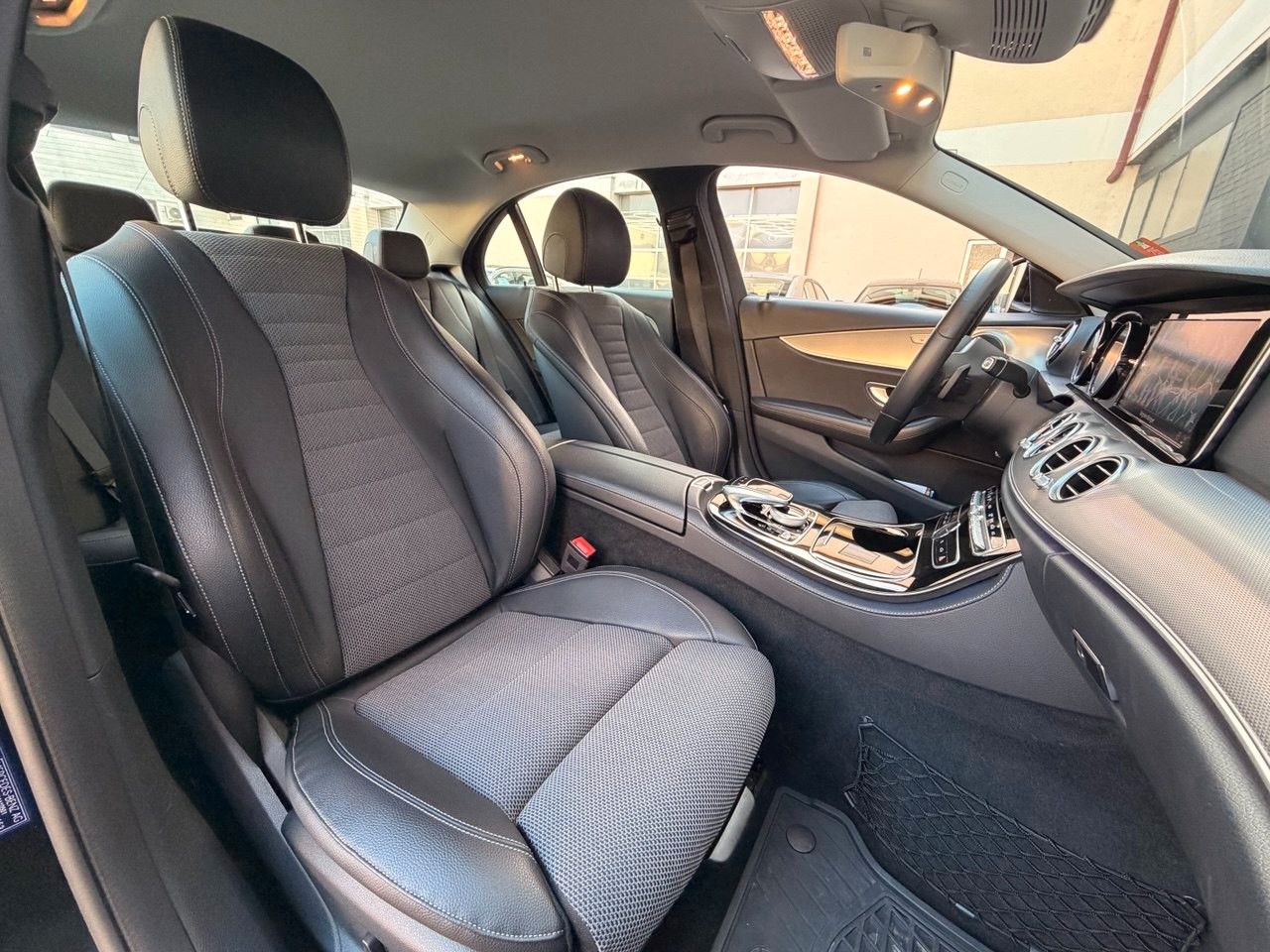 Mercedes-Benz E 220d 9G/KAM/LED/AVANTGARDE foto 12