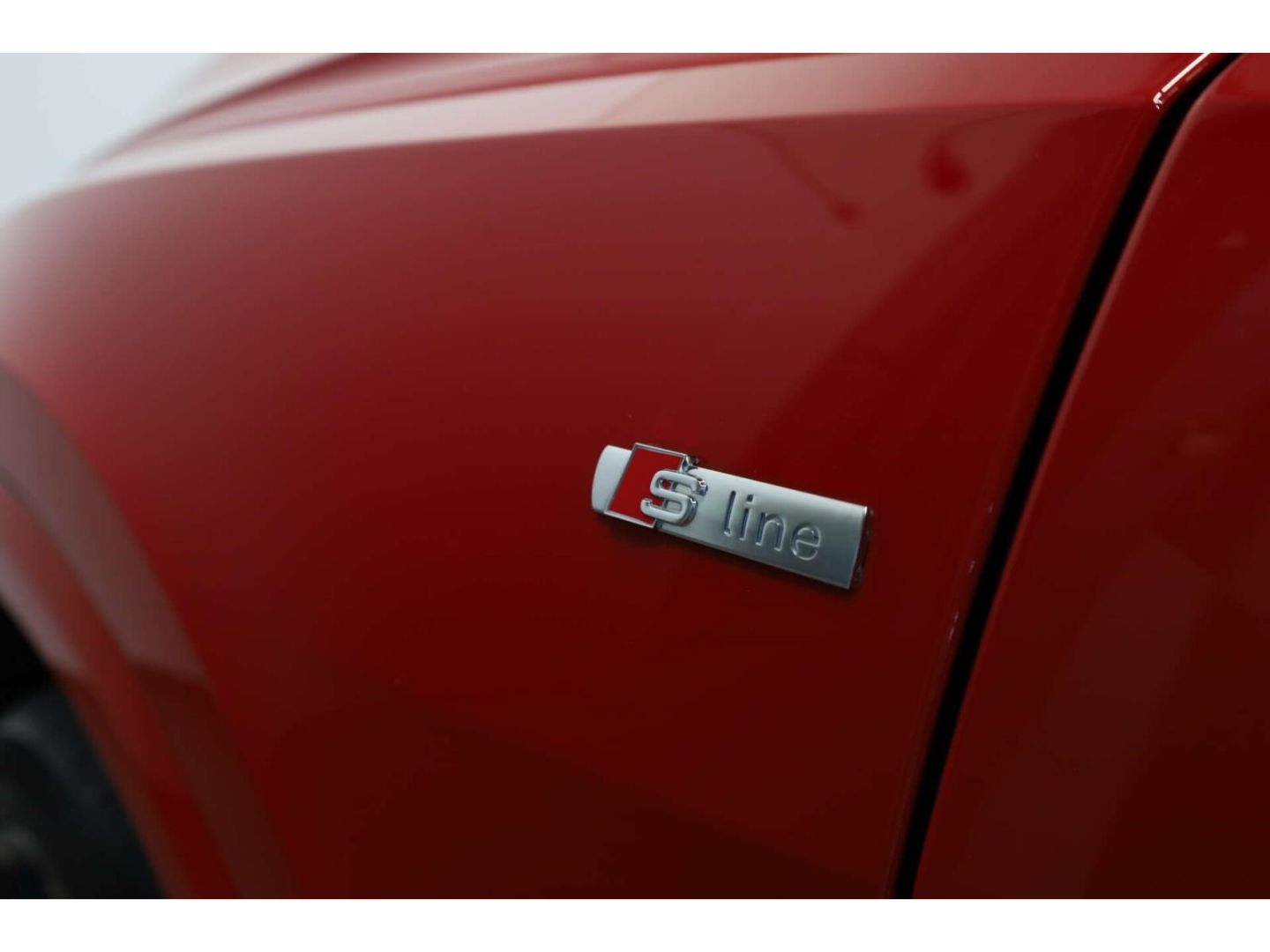 Audi Q8 55 TFSI e quattro S line foto 25