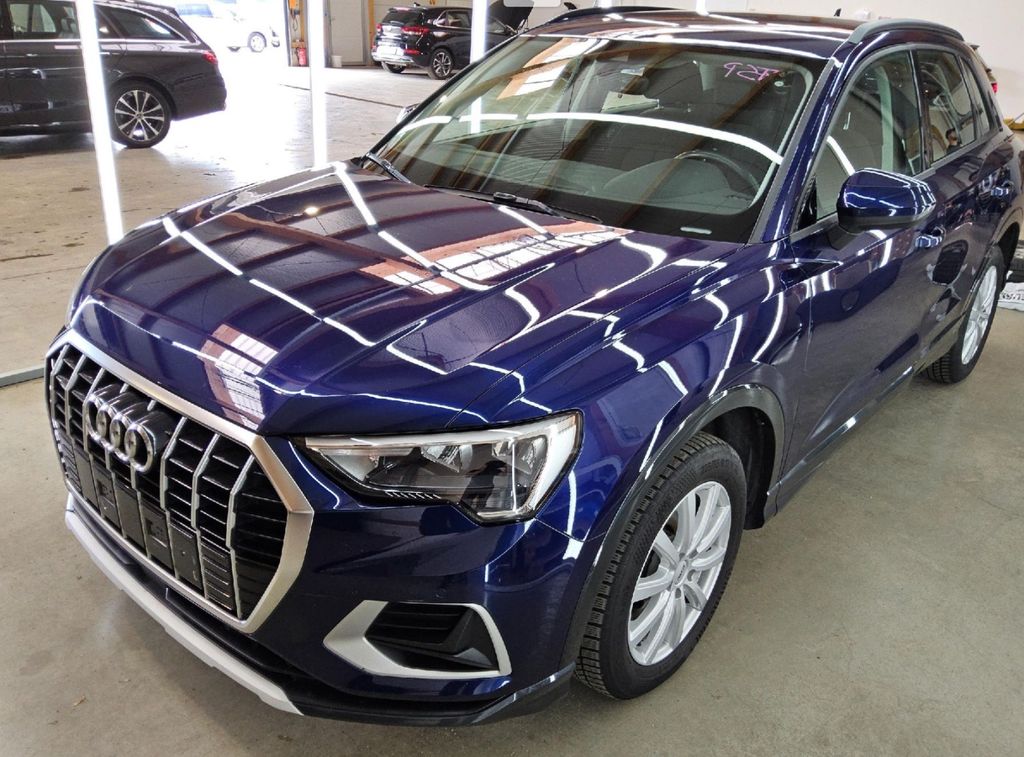 Image of Audi Q3
