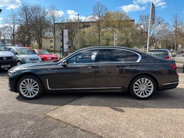 BMW 740 - 8
