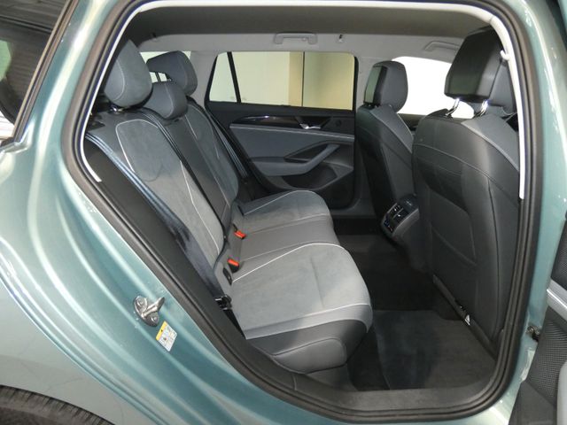 Passat Variant 1.5 TSI eHybrid Business AHK