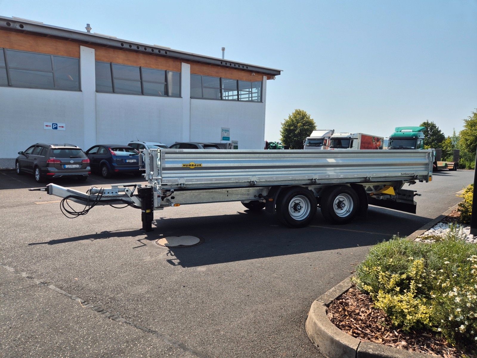 Fahrzeugabbildung Humbaur HTK 115524 Dreiseitenkipper vollverzinkt